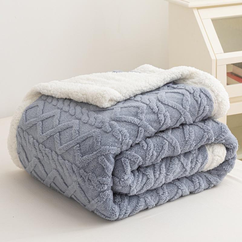 New Jacquard Tafu Plush Blanket with Large Edge Lamb Plush Blanket Office Four Seasons Cover Blanket